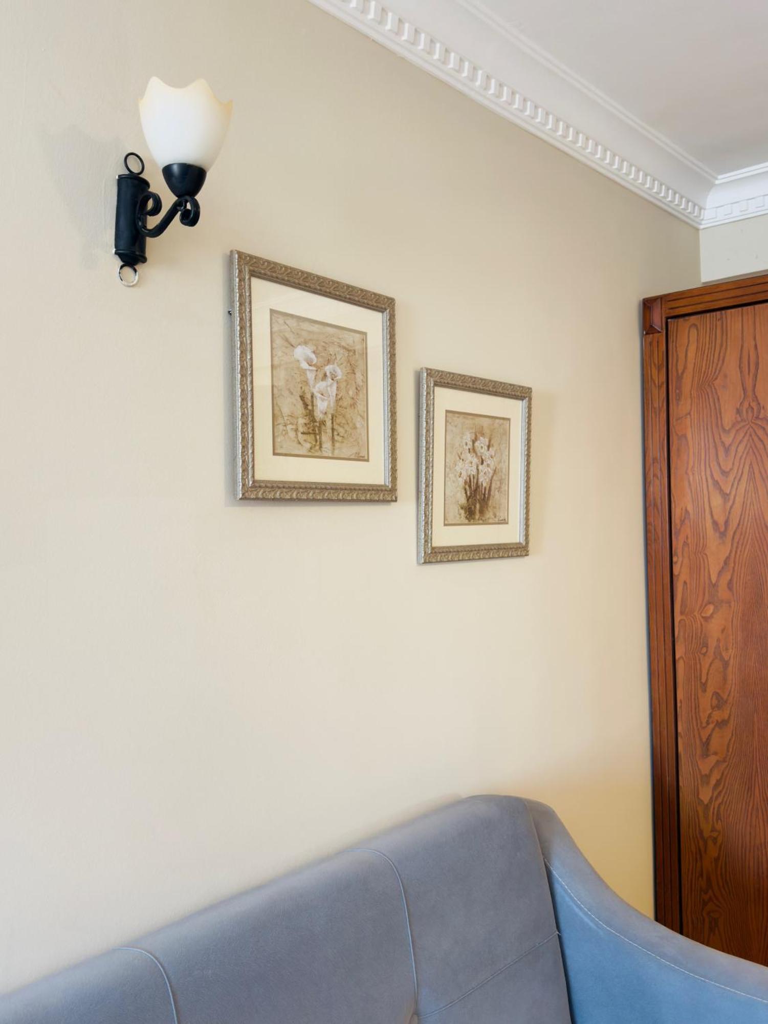 Hotel de apartamente Rosy 3*